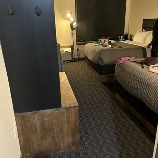 Double queen room