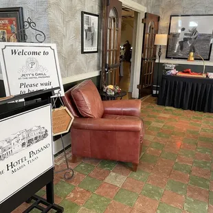 Entrance to Jett's for thanksgiving buffet