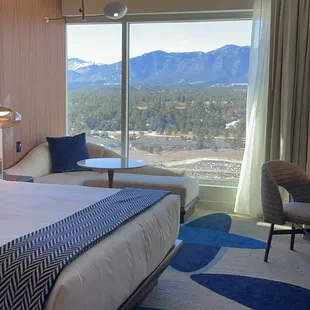 Mountain View room