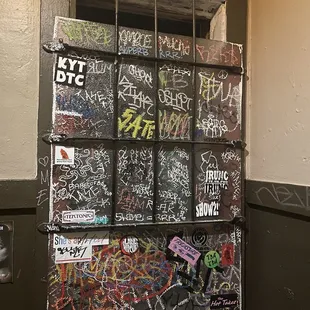 Did someone say ambiance?