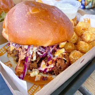 Crispy chicken sandwich