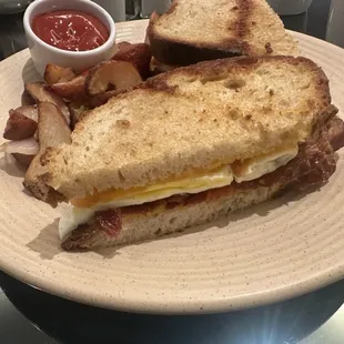 Breakfast Sandwich