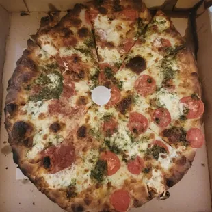 This is extra super well done, this is not standard the way you would normally get it. 1/2 Summerita, 1/2 Winterita.