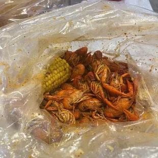 Boil crawfish