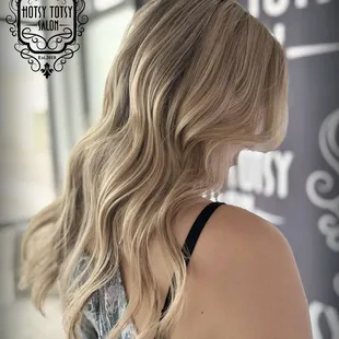 Hotsy Totsy Salon
1495 Cipriani Loop #120
Monument, CO 80132https://hotsytotsysalon.com
719-422-9713