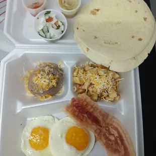 Hott Diggity Dawg Vending and Catering