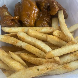Honey Gold Wings &amp; Fries