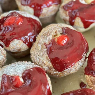 Raspberry &amp; lemon curd cruffins