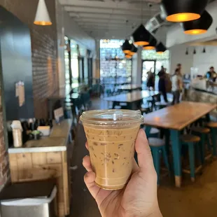 Iced Oatmilk cappuccino