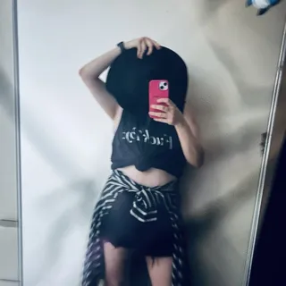 Amber S.