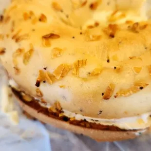 Onion bagel