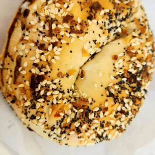 Everything bagel ( lox smear )