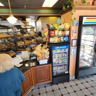 walk on up get order from the counter