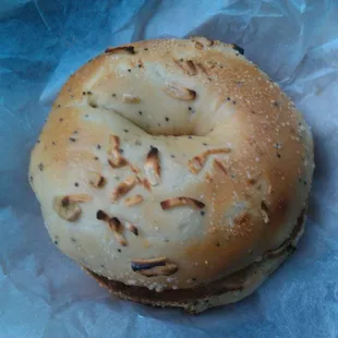 Onion bagel