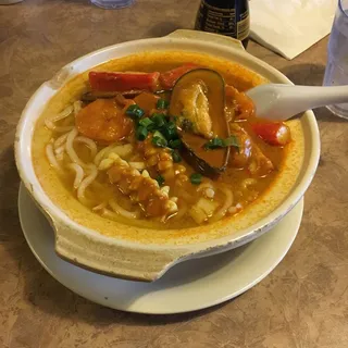 Curry Seafood Udon