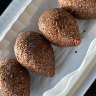 FRIED KIBBI (4 PIECES)
