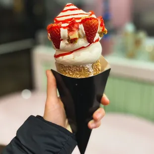 Strawberry Cheesecake Sundae