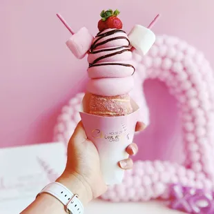 Strawberry Bomb IG: erikaeatss_