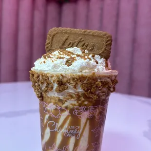 Cookie butter/Biscoff milkshake