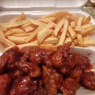 This  food is so nasty.  The chicken  got no flavor and  the fries was cold. And  the rice is so disgusting .