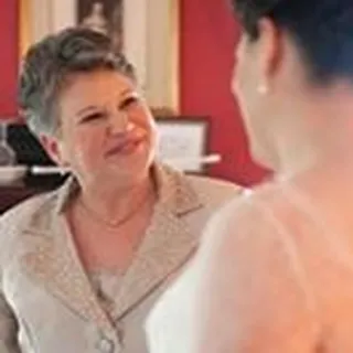 Linda B.