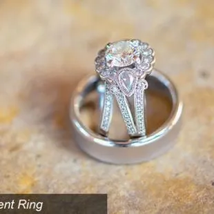 House of Diamonds has Engagement Rings to fit everyone&apos;s size and budget