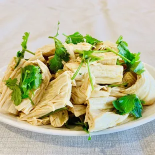 Fresh Cilantro with Bean Stick
香茜拌腐竹
