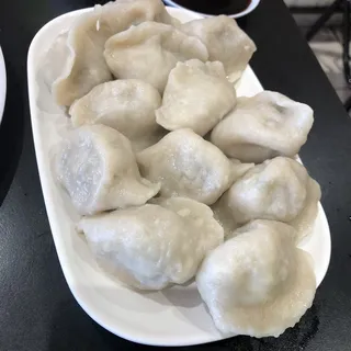 Pork Dumpling with Green Chives