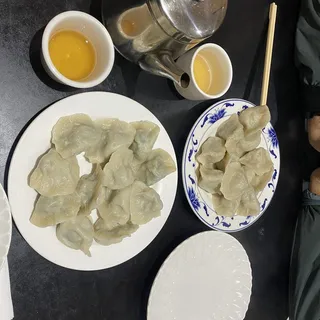 Shrimp Dumpling with Green Chives