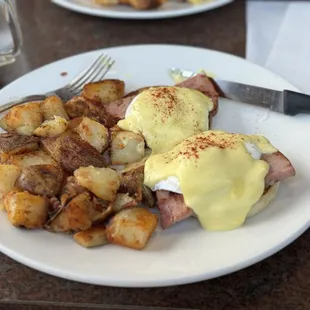 Eggs Benedict
