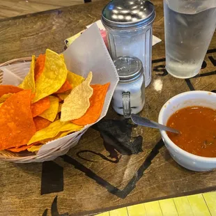 Chips and salsa,