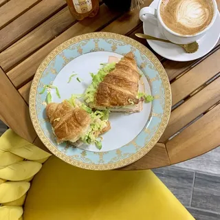 Cinnamon Honey Latte