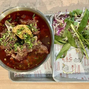 Bún bò Huế Xương Bò ( Spicy Beef Noodle Soup Beef Bone)