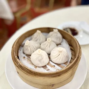 Soup dumplings