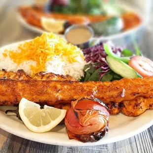 Chicken Soltani with rice and salad