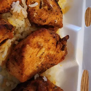 Chicken kabob soo good!!  Juicy white meat chickeennnn very flavorful, it makes me happy.