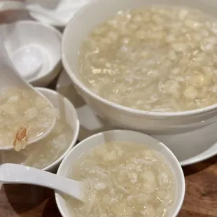 Fish maw and crab soup - very flavorful 4/5