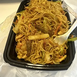Pork in Shrimp Singapore noodles