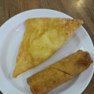 Crab Rangoon and egg roll