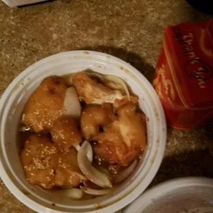 Soggy General Tso chicken (white meat) mkinus the broccli and carrots