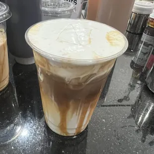Cold Foam Caramel Latte