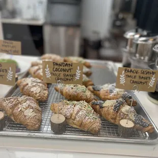 food, donuts, dough desserts