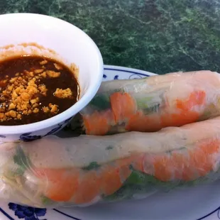 Shrimp and Asian ham spring roll.