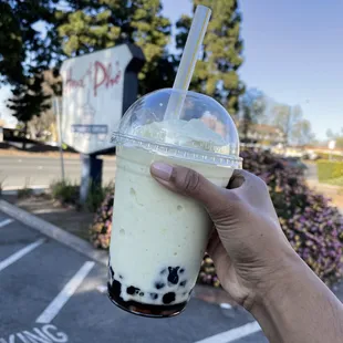 dessert, drink