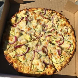 Lemon pepper chicken pizza.