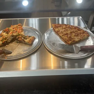 Pizza buffet selections