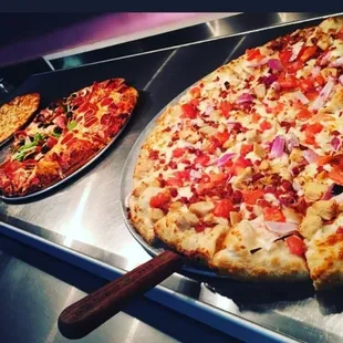 Lunch buffet 11-2pm 
 Monday-Friday
