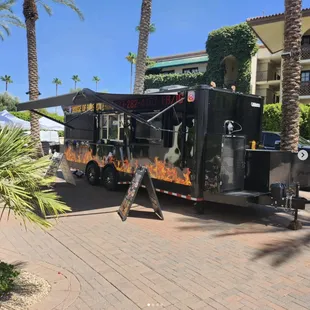 House of Ribs food truck