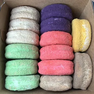 Assorted 14 Piece Box