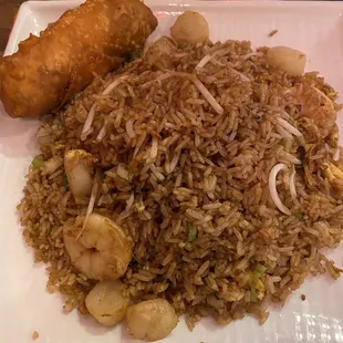 Lunch shrimp and scallop fried rice